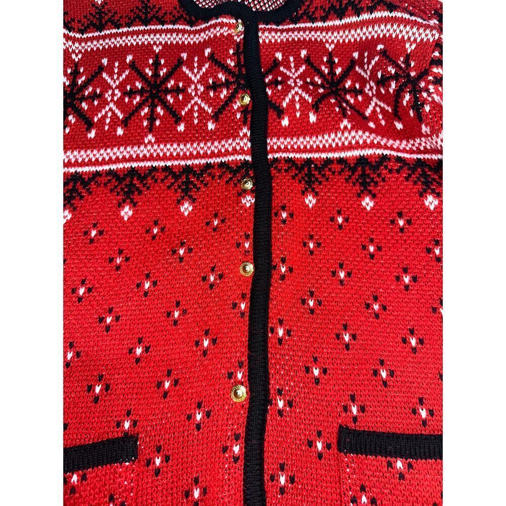 Christmas Sweater Cardigan Croft & Barrow Full Button Red Snowflakes Winter L - Picture 6 of 10